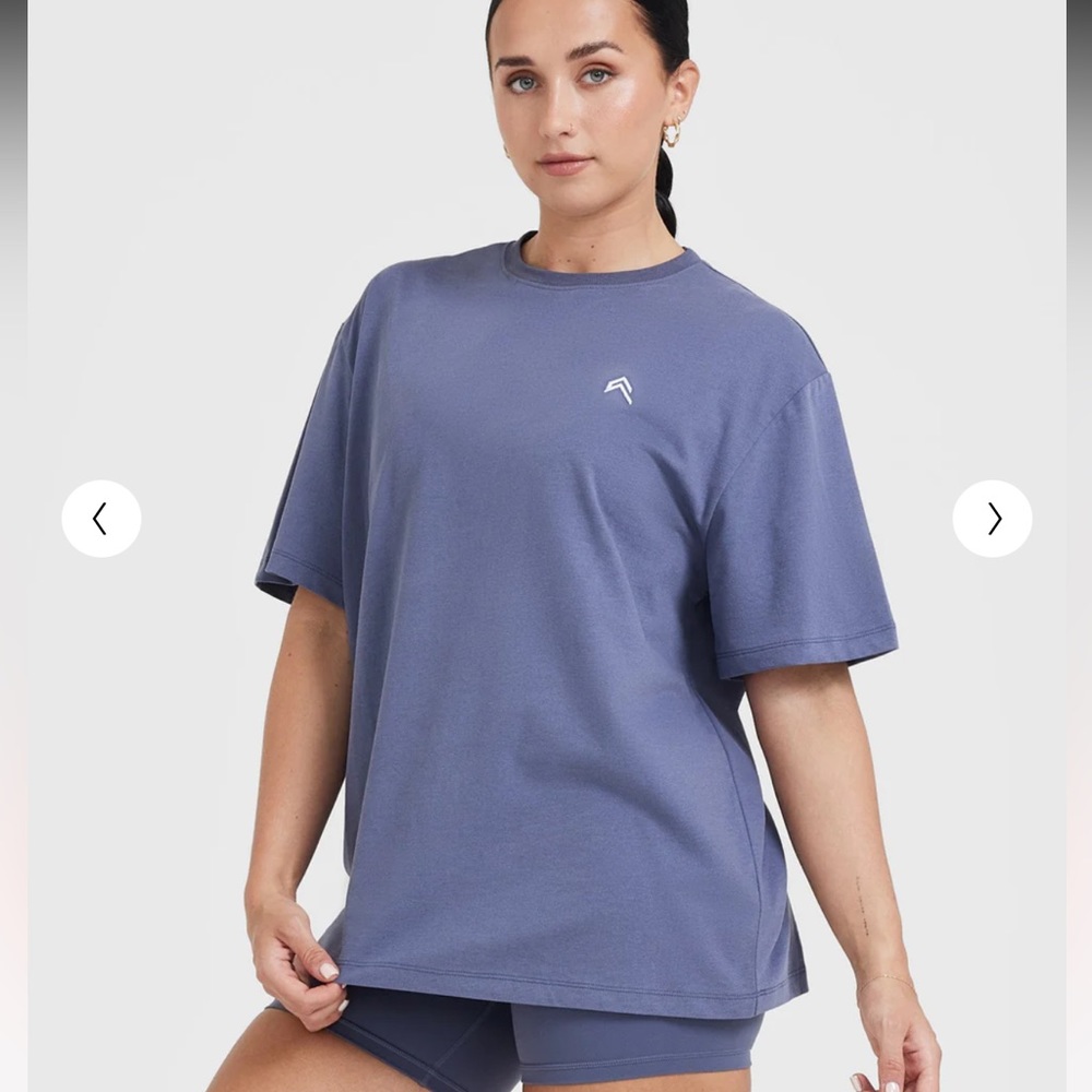 Classic oversized light weight T-shirt